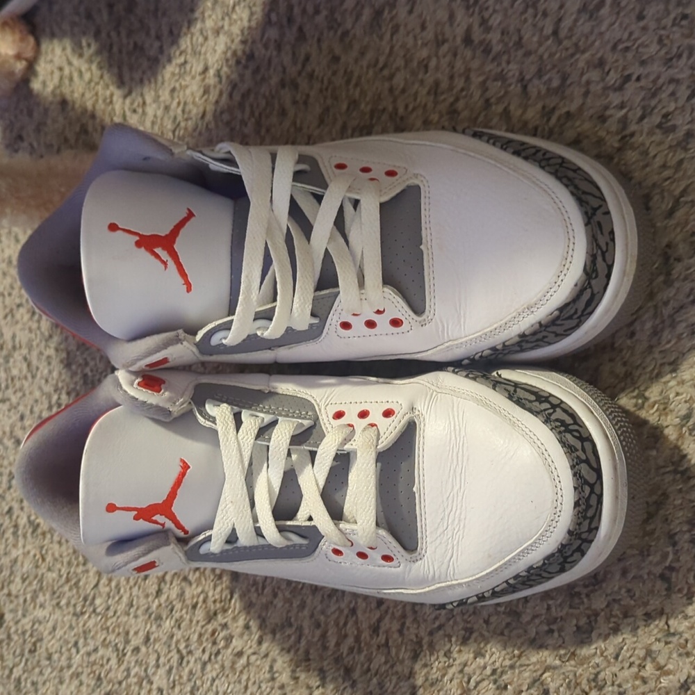 Jordan 3 fire red